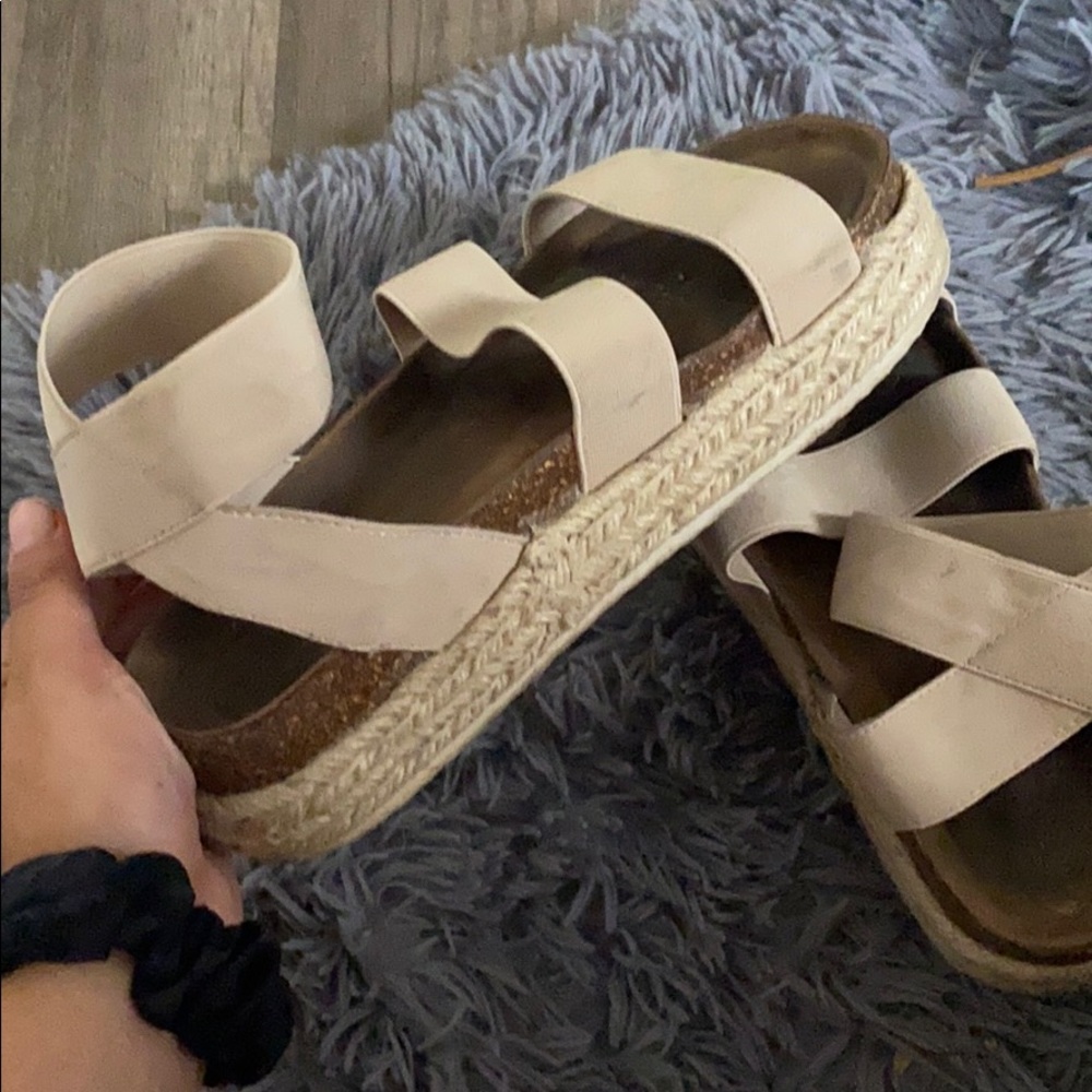 Platform sandal